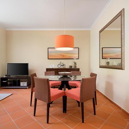 Al - Apartamentos Vila Sol F5 Bloco 3 クアルテイラ エクステリア 写真