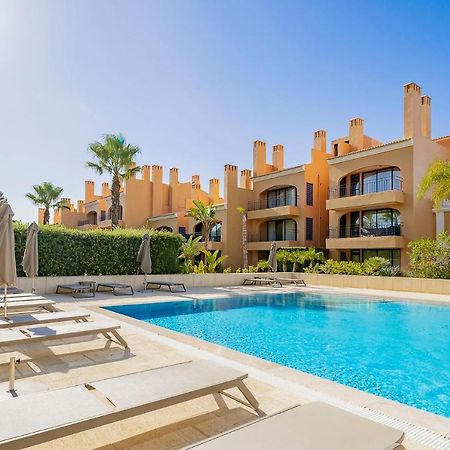 Al - Apartamentos Vila Sol F5 Bloco 3 クアルテイラ エクステリア 写真