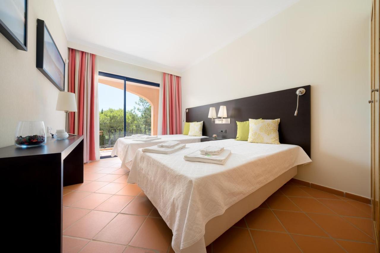 Al - Apartamentos Vila Sol F5 Bloco 3 クアルテイラ エクステリア 写真