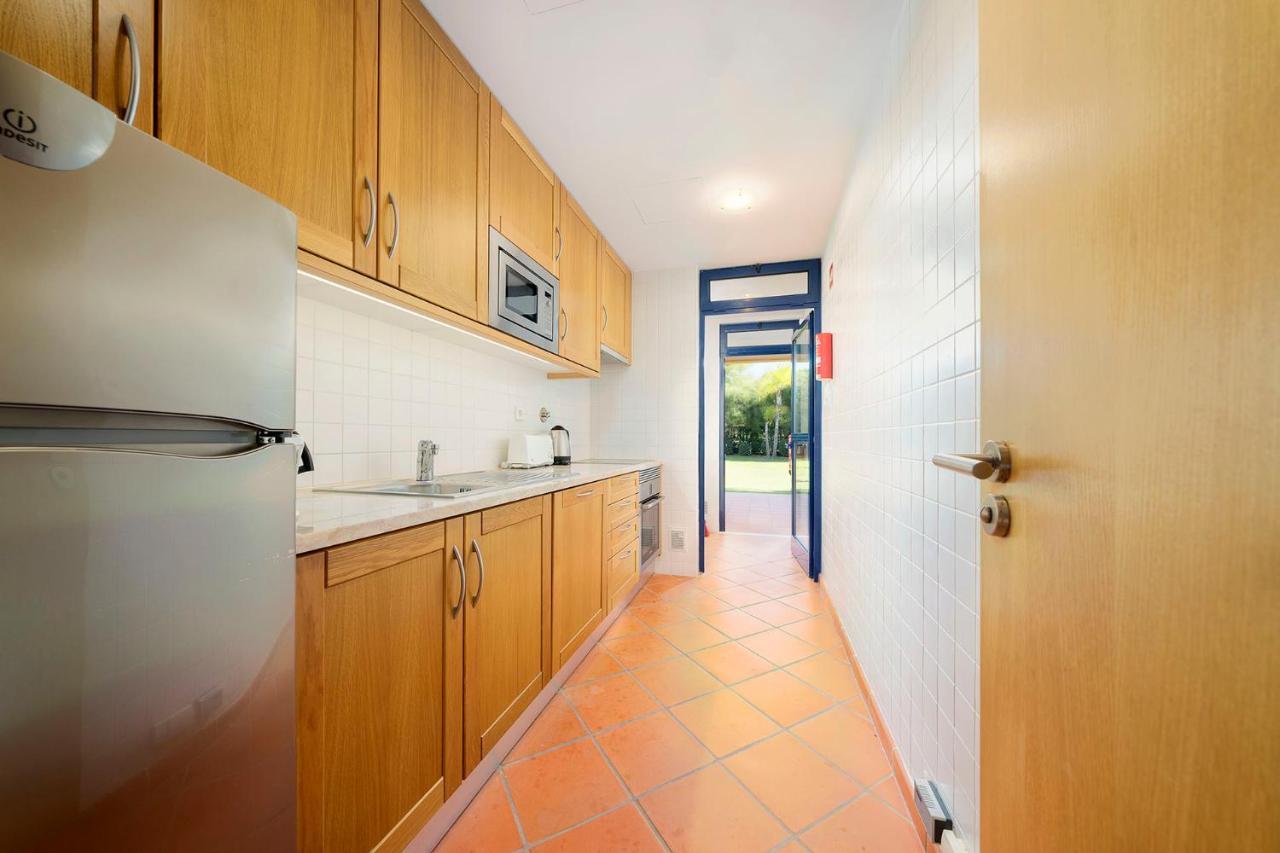Al - Apartamentos Vila Sol F5 Bloco 3 クアルテイラ エクステリア 写真