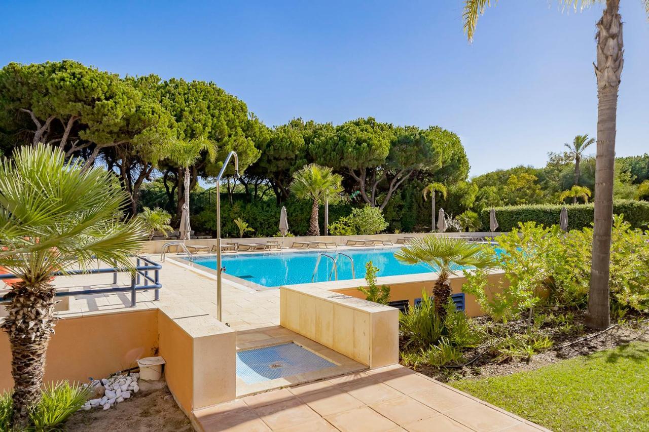 Al - Apartamentos Vila Sol F5 Bloco 3 クアルテイラ エクステリア 写真